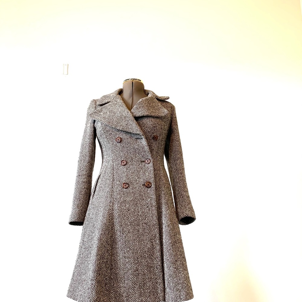 DKNY Wool Coat double-breasted A line coat.